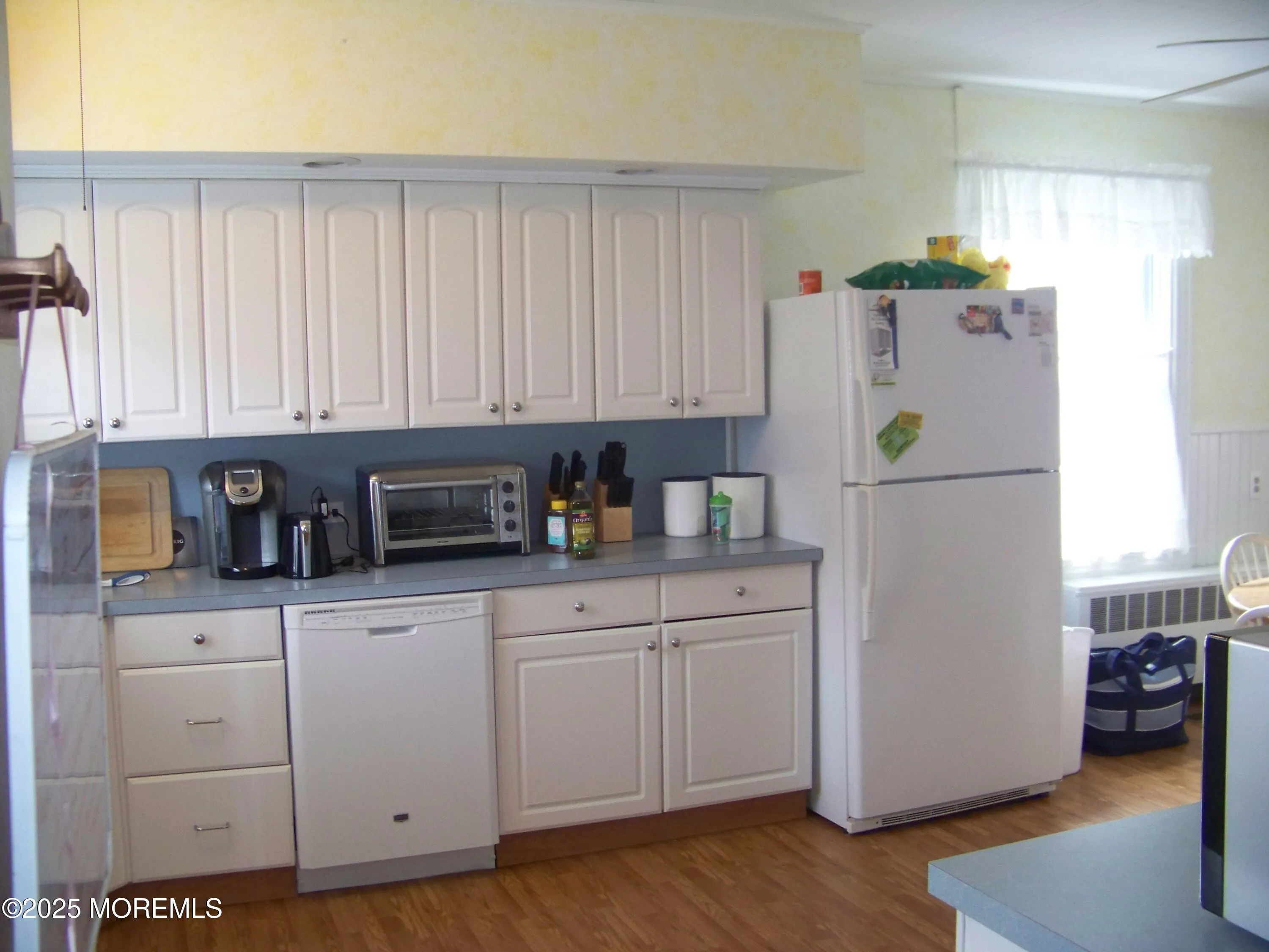 Bay Head, New Jersey 08742, United States, 7 Bedrooms Bedrooms, ,3 BathroomsBathrooms,Residential,Active,130946