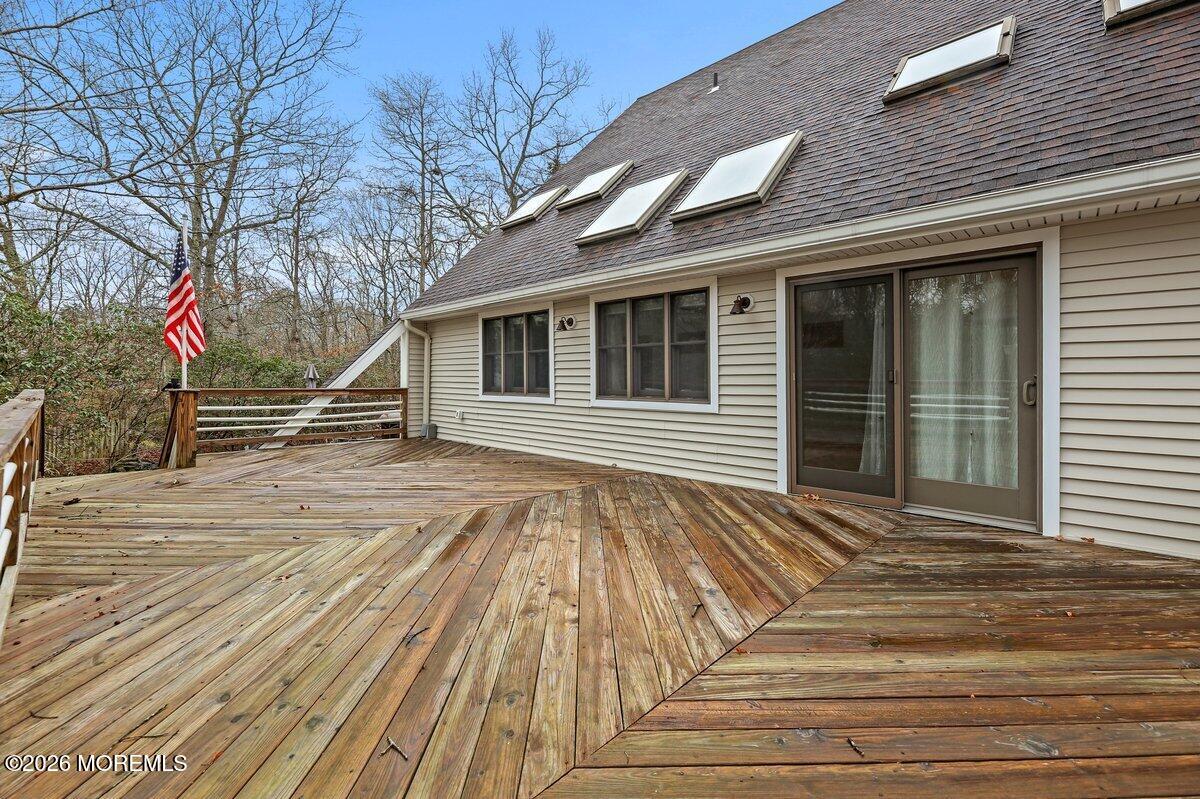 12 White Oak Lane