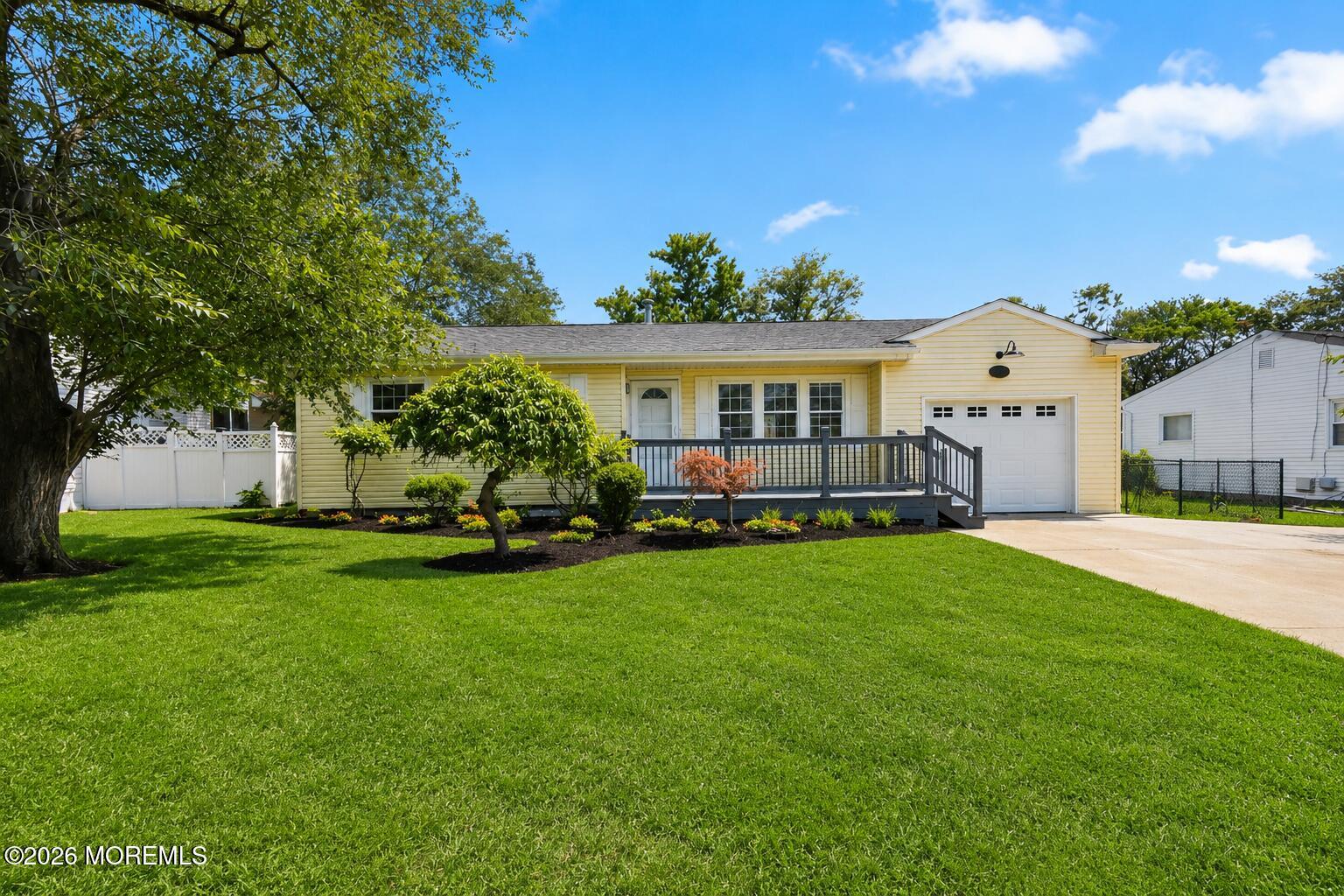 877 Egret Drive
