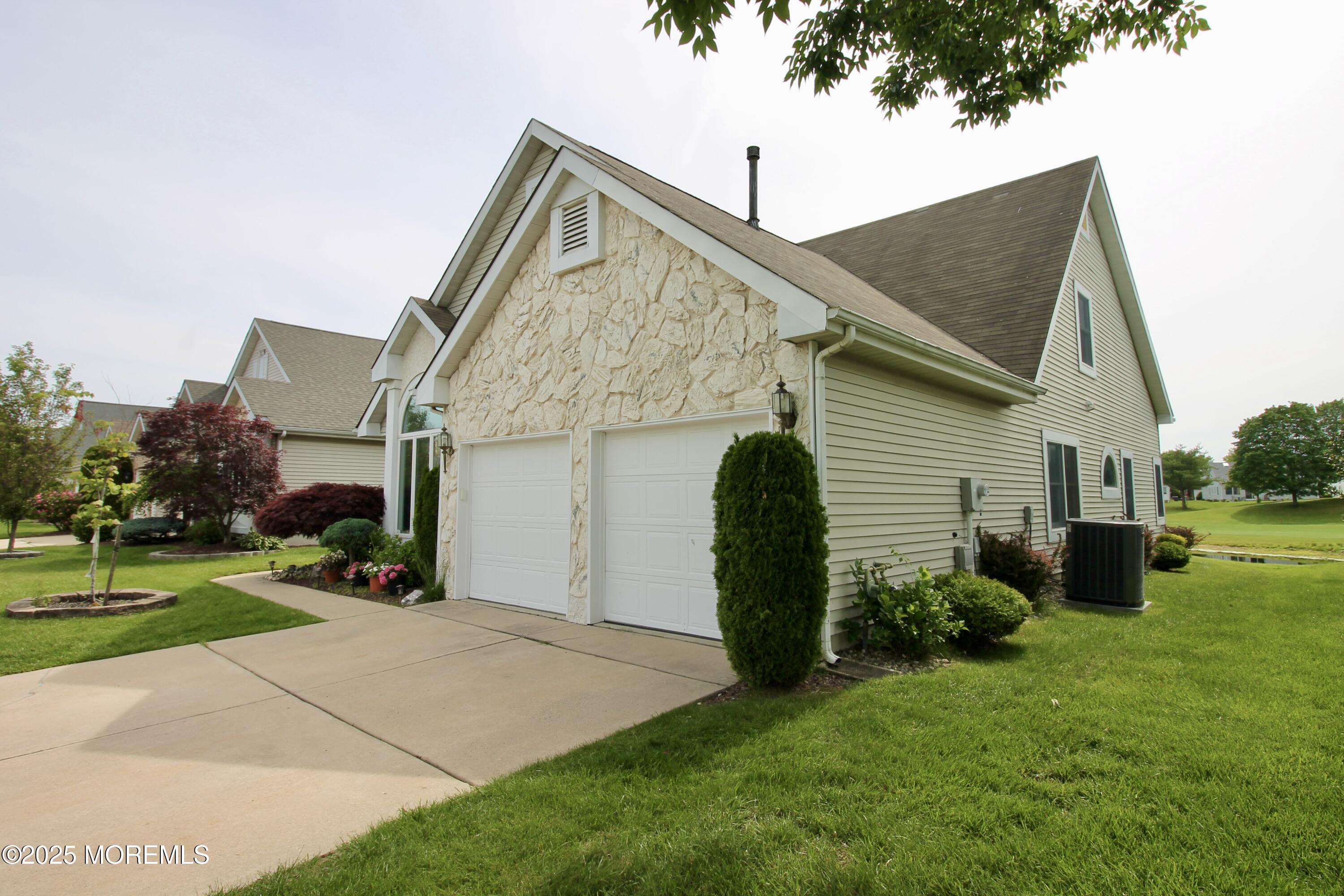 124 Chichester Road, Monroe Township, New Jersey image 3