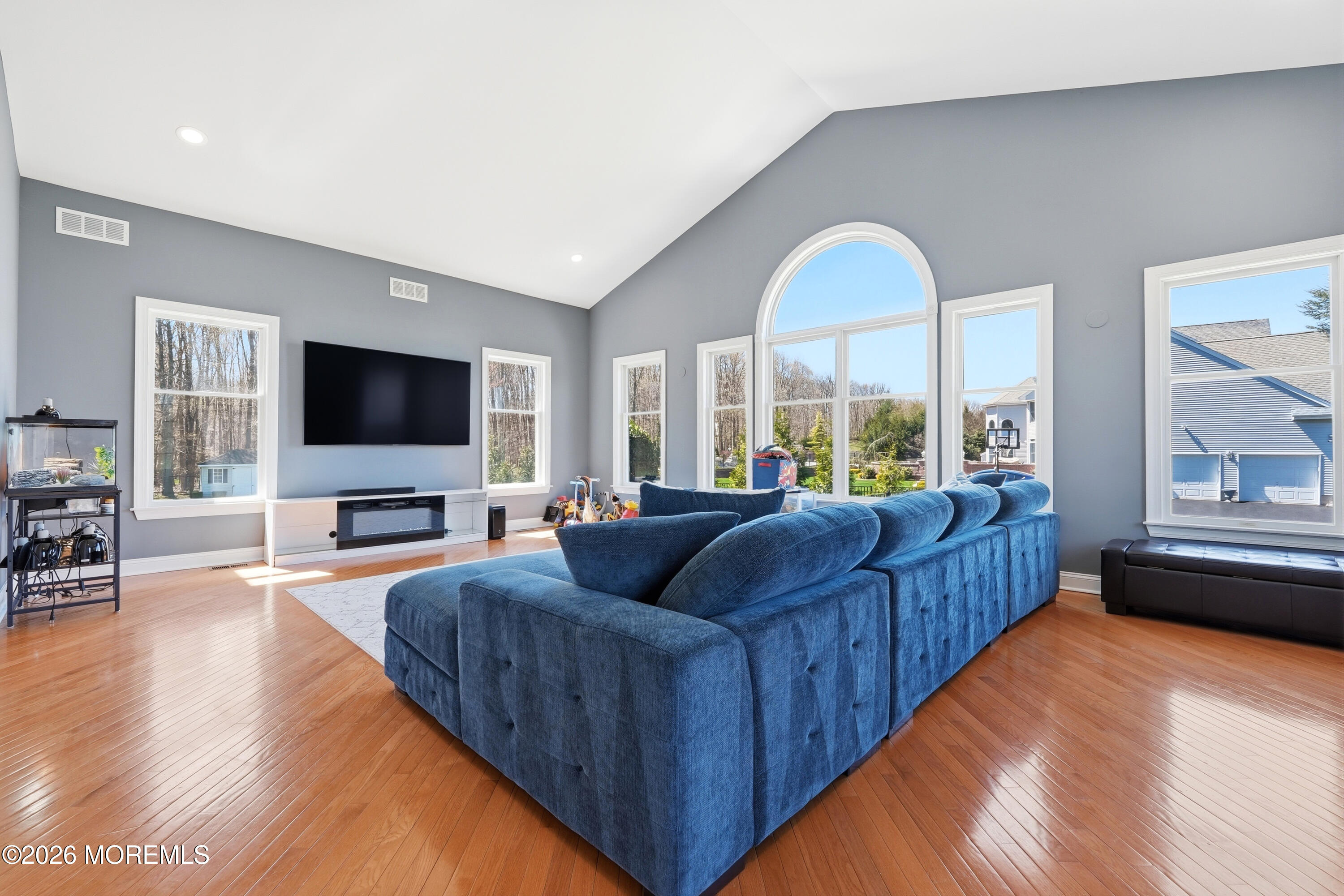 Millstone, New Jersey, 08510, United States, 5 Bedrooms Bedrooms, ,5 BathroomsBathrooms,Residential,Active,2037107