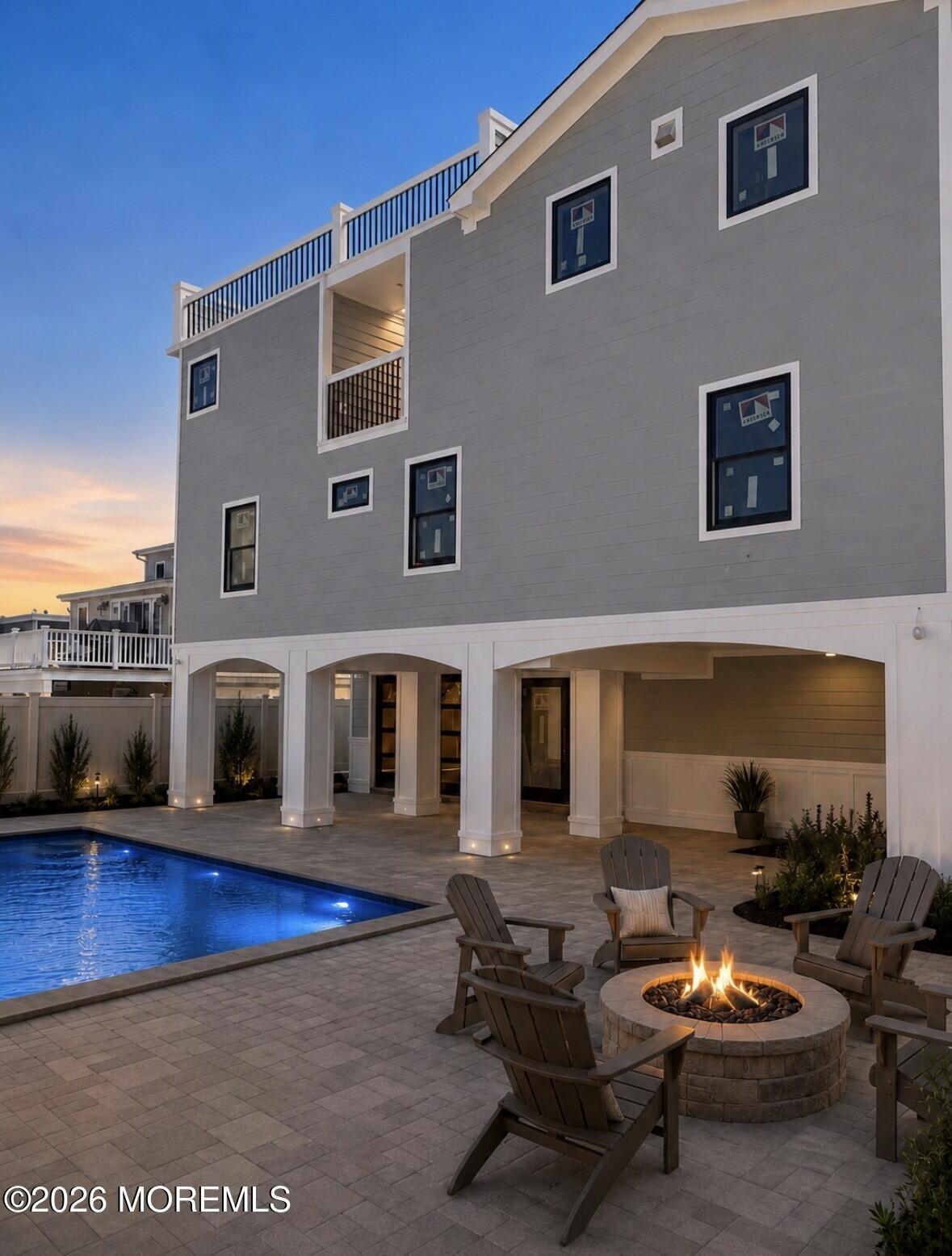 309 W 16th Street