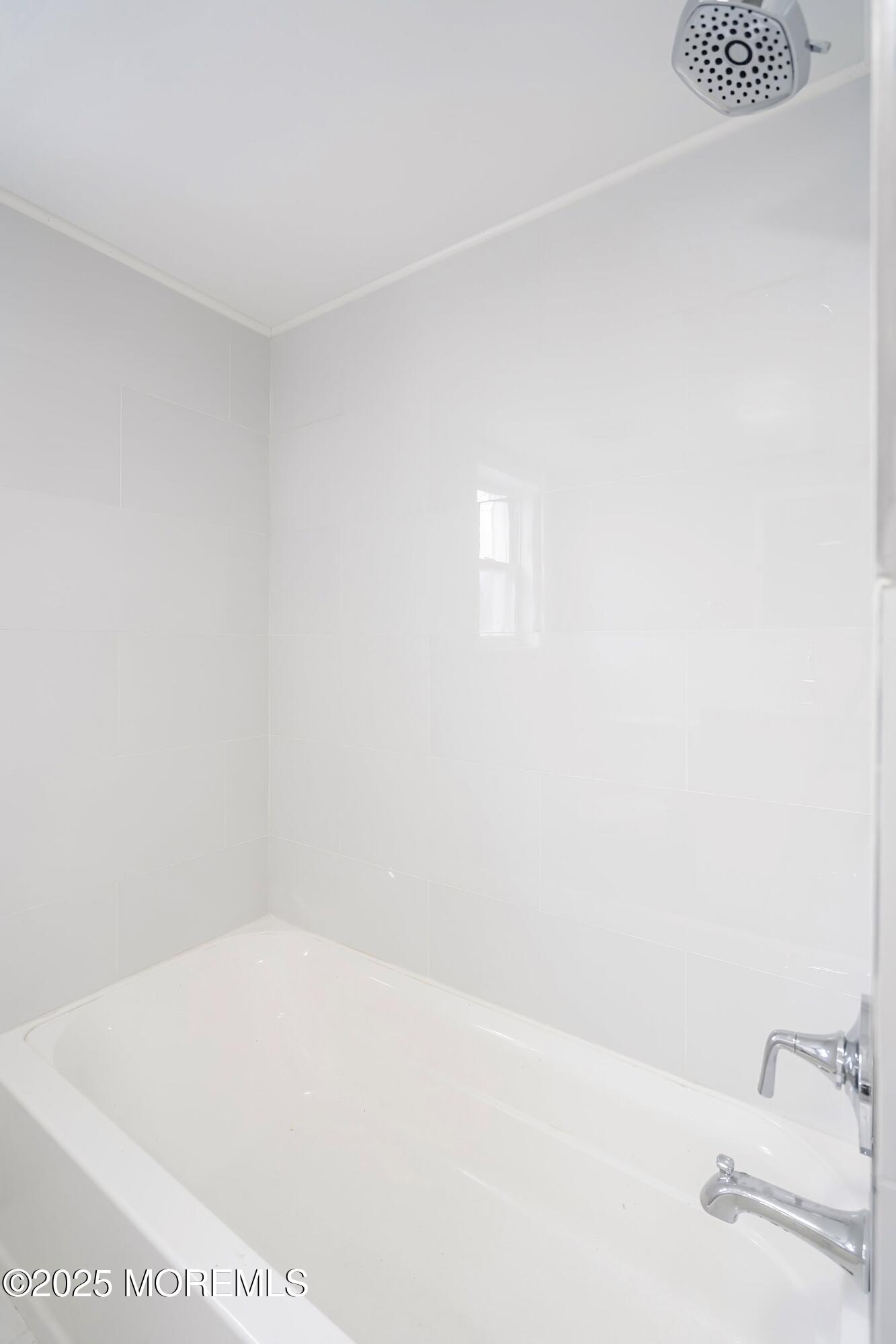 271 Barbara Place, Aberdeen, New Jersey image 10