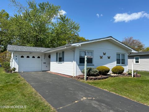 Homes For Sale - 58 Central Boulevard<br/> Brick, NJ 08724