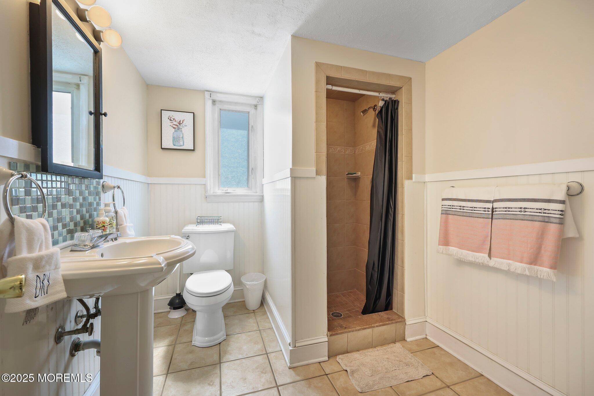 58 Duchess Court, Freehold, New Jersey image 16