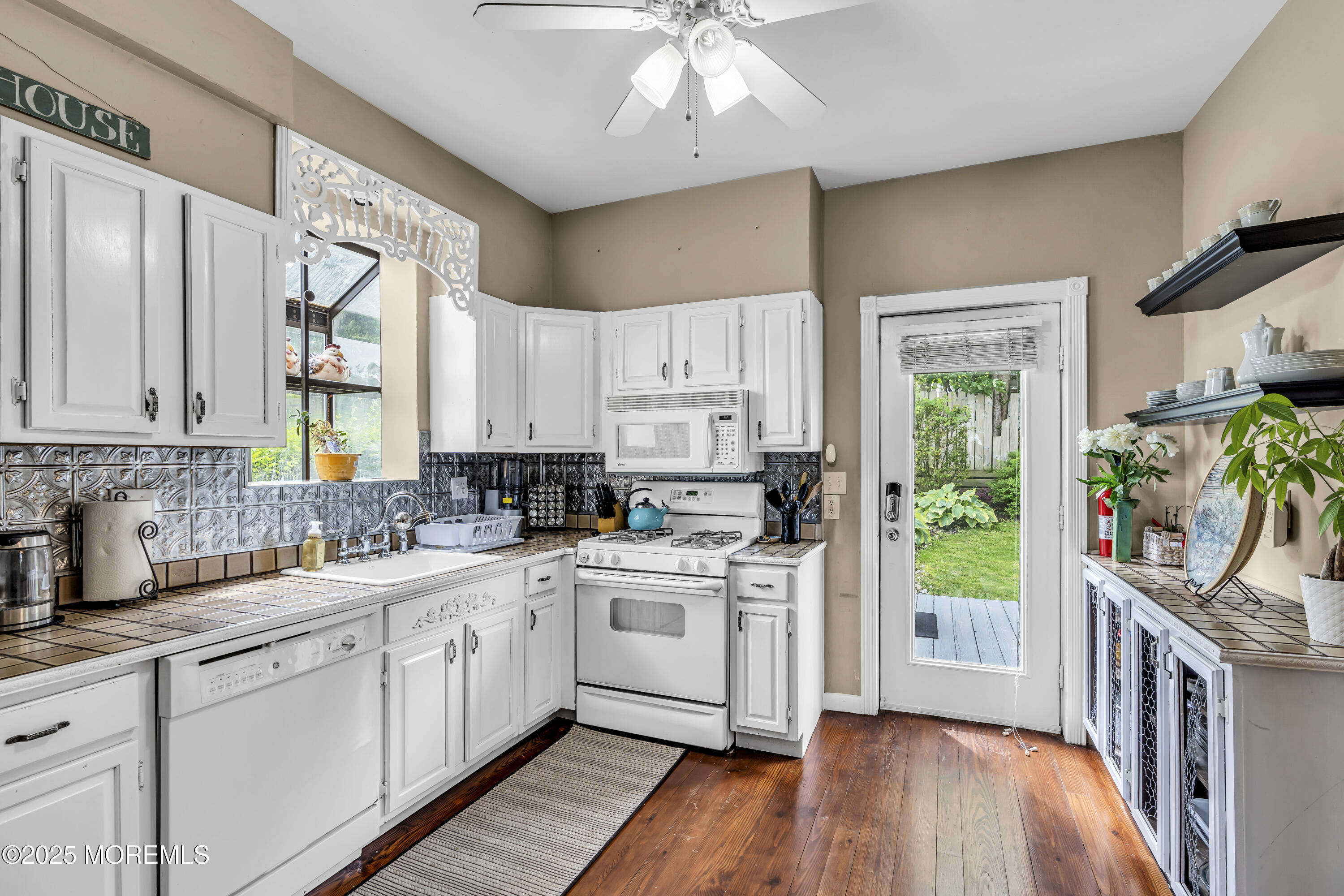 75 Portland Road, Highlands, New Jersey image 16