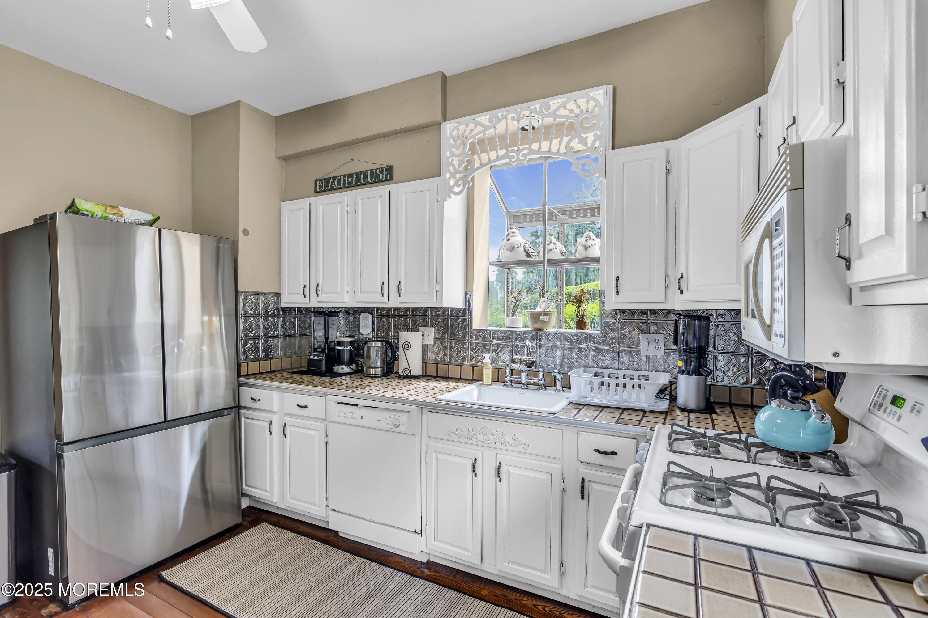 75 Portland Road, Highlands, New Jersey image 17