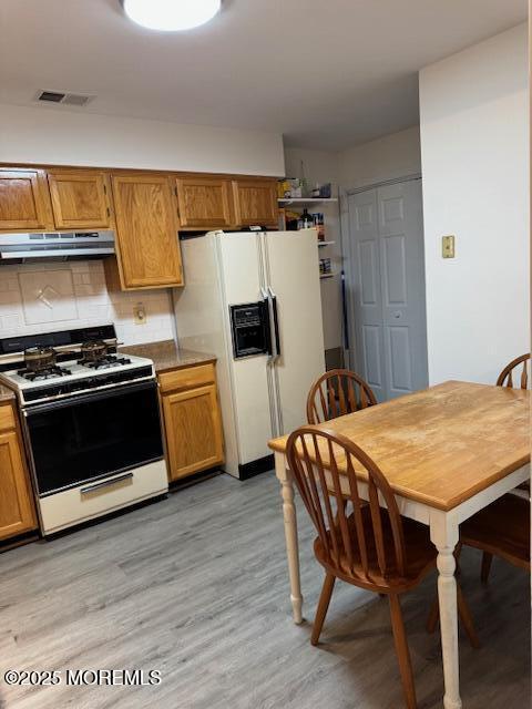 889 Crimson Court, Morganville, New Jersey image 3