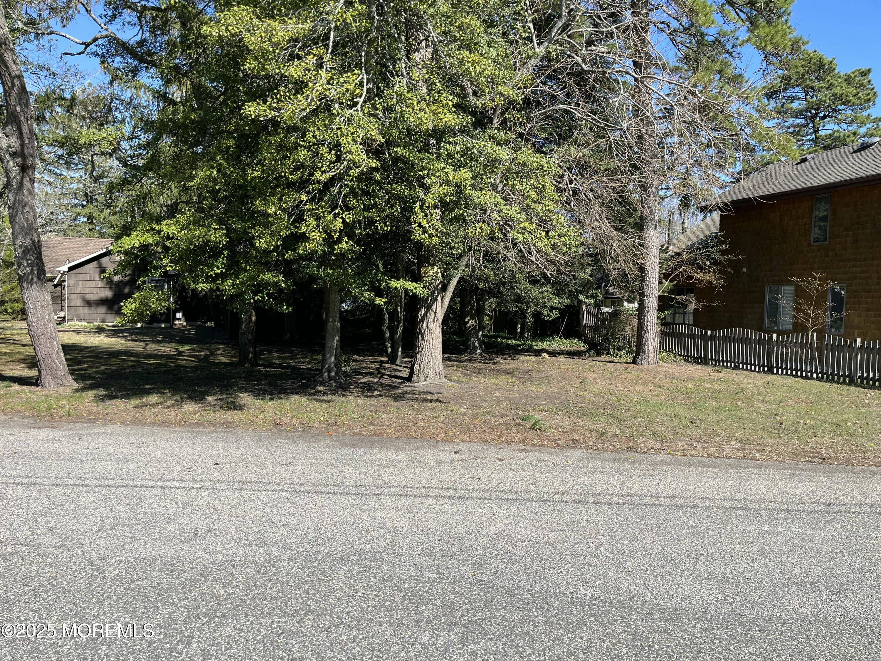 353 Arrowhead Drive, Brick, New Jersey image 27