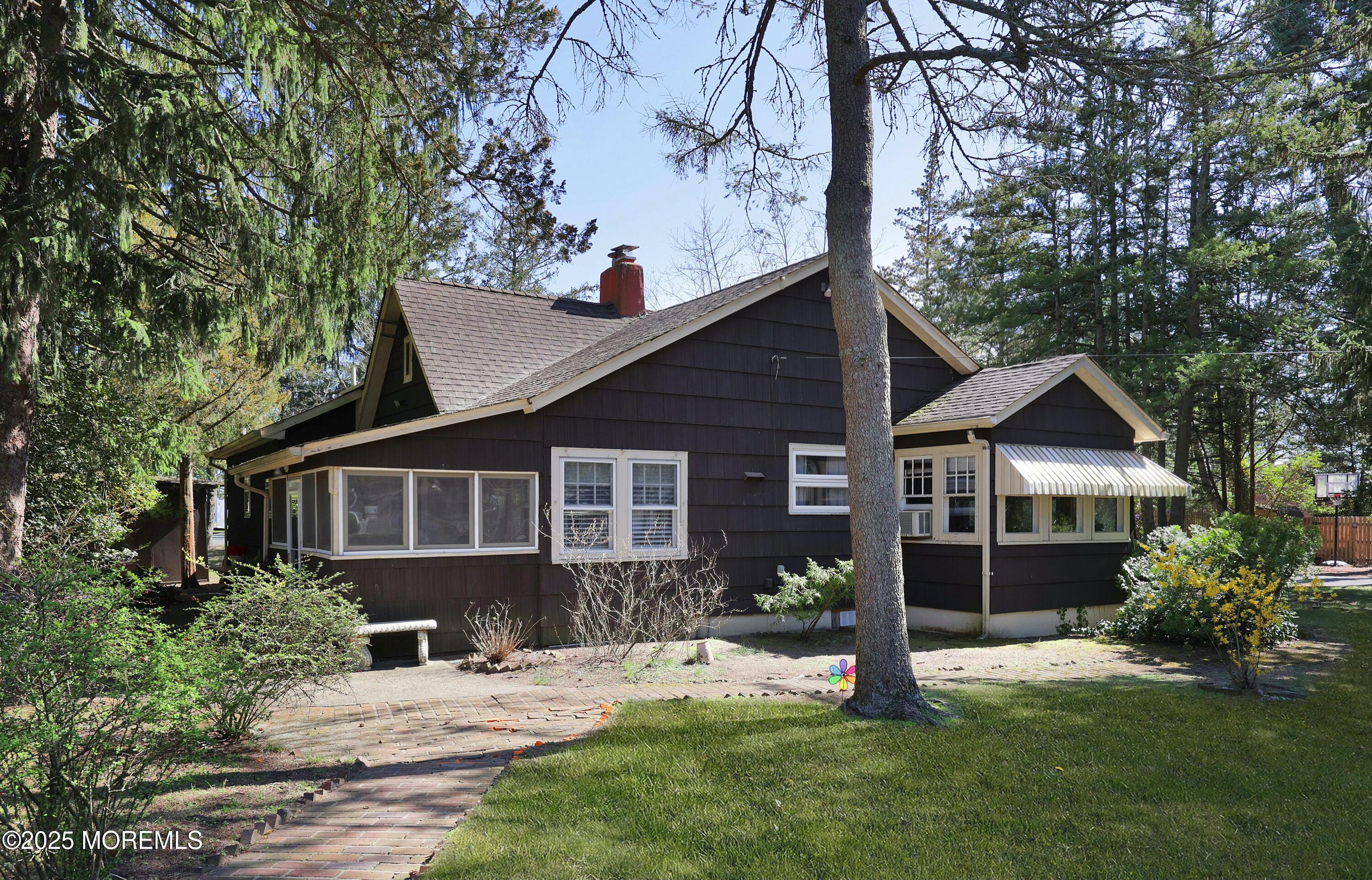 353 Arrowhead Drive, Brick, New Jersey image 11