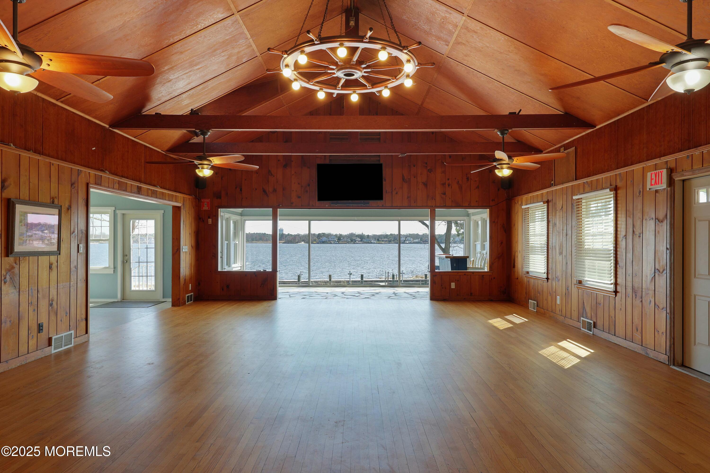 353 Arrowhead Drive, Brick, New Jersey image 10