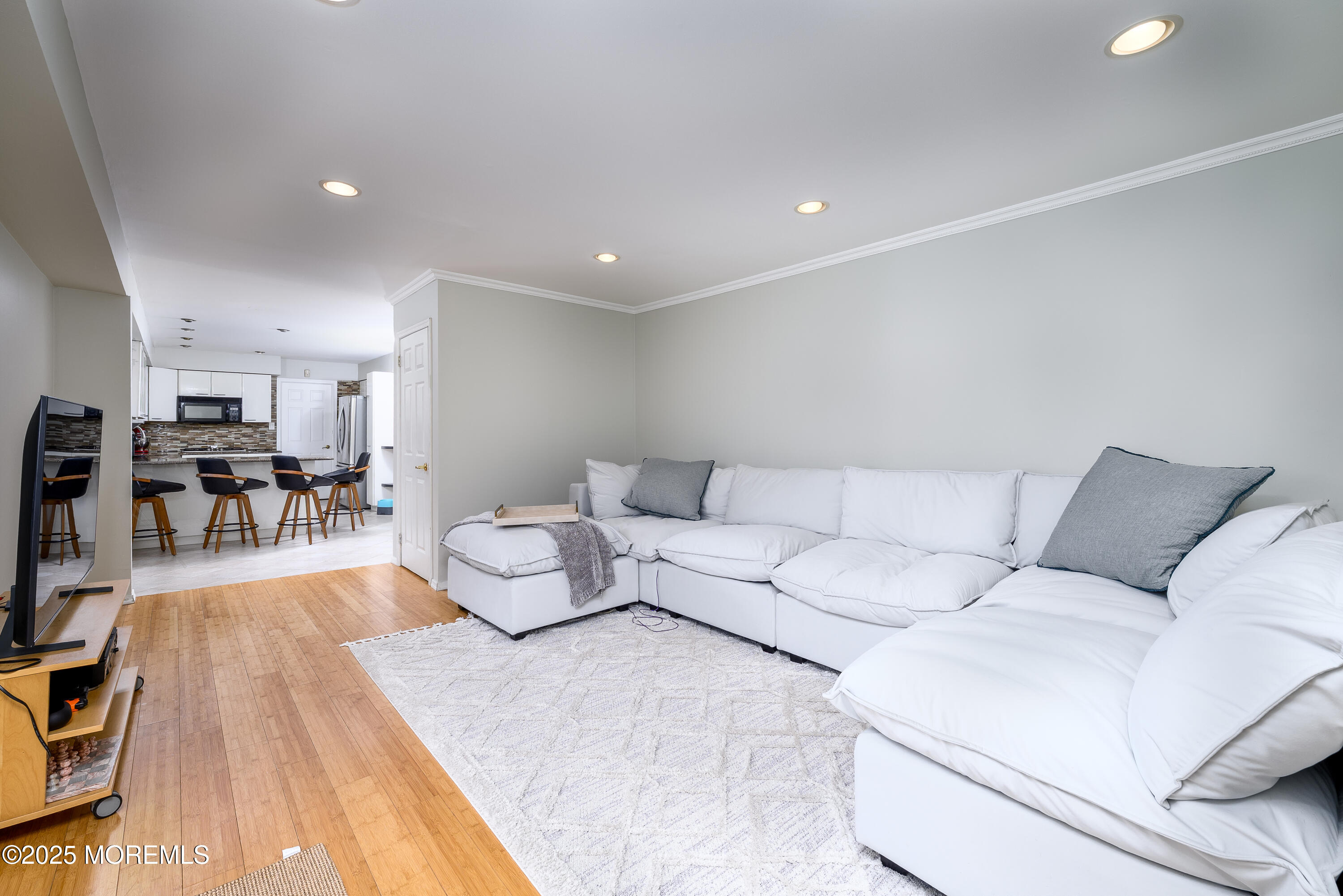 8 Cypress Lane, Marlboro, New Jersey image 8
