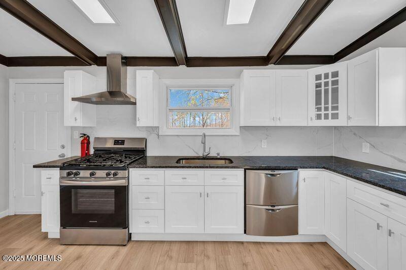644 Bray Avenue, Port Monmouth, New Jersey image 9