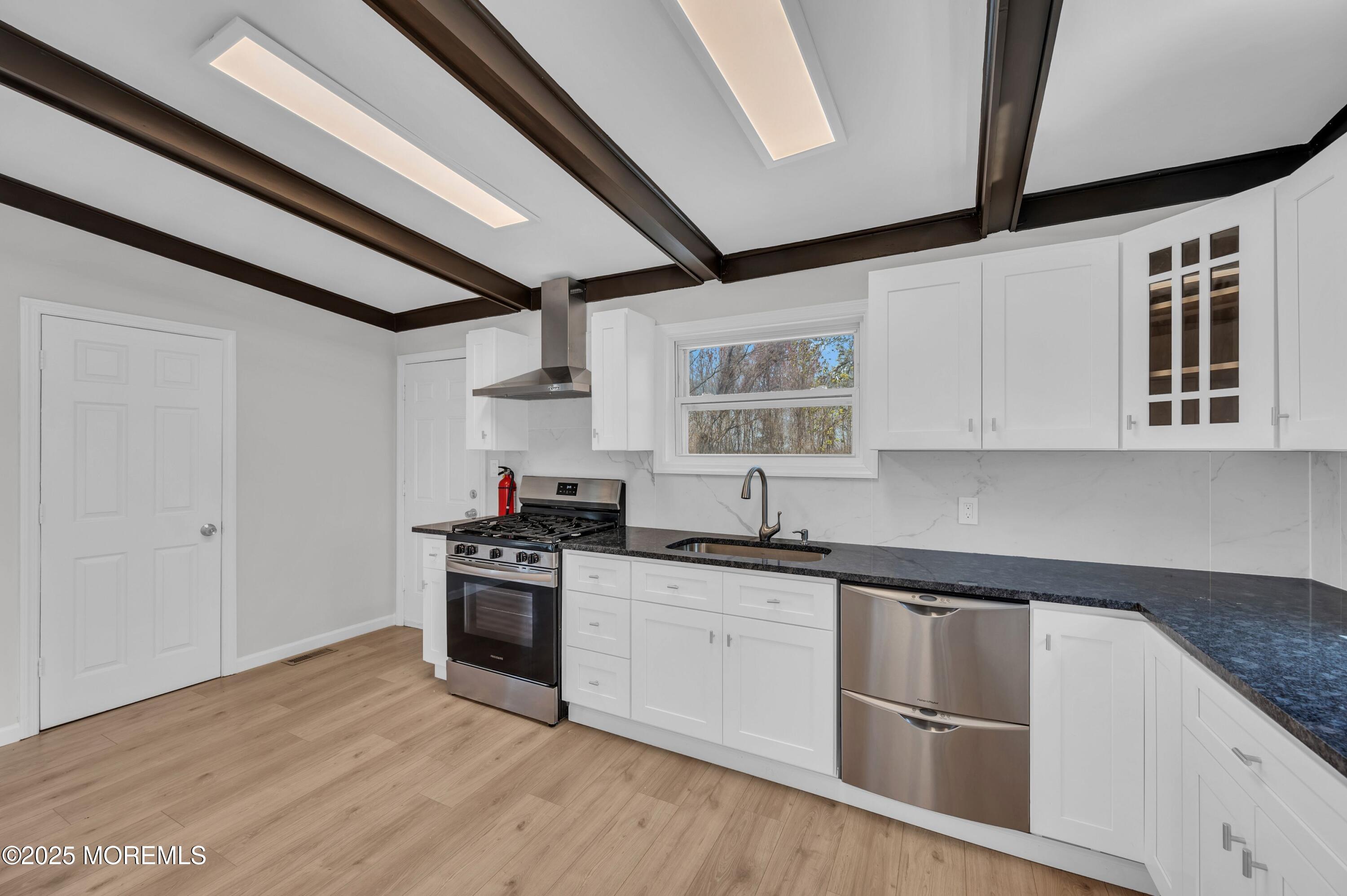 644 Bray Avenue, Port Monmouth, New Jersey image 4