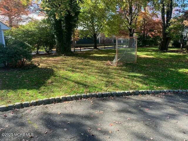 Little Silver, New Jersey 07739, United States, 5 Bedrooms Bedrooms, ,4 BathroomsBathrooms,Residential,Pending,1413