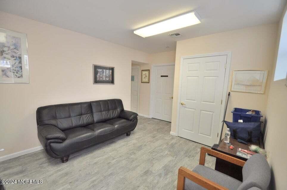 210 Broad Street B2