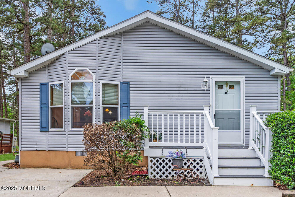 45 Goldenrod Place, Jackson, New Jersey image 1