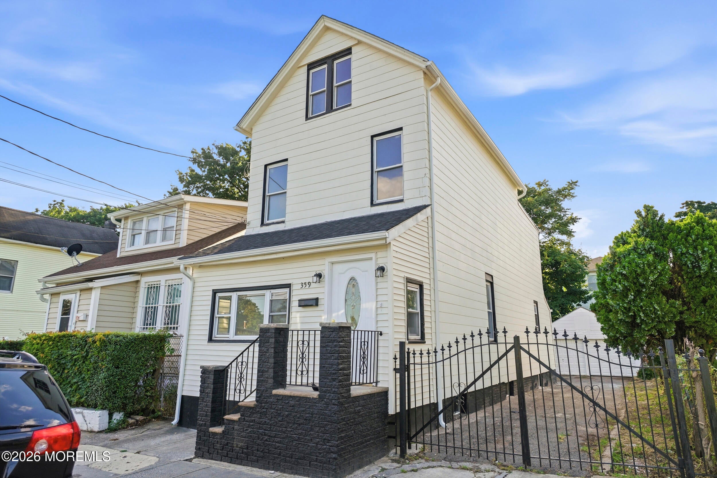 359-361 S 18th Street
