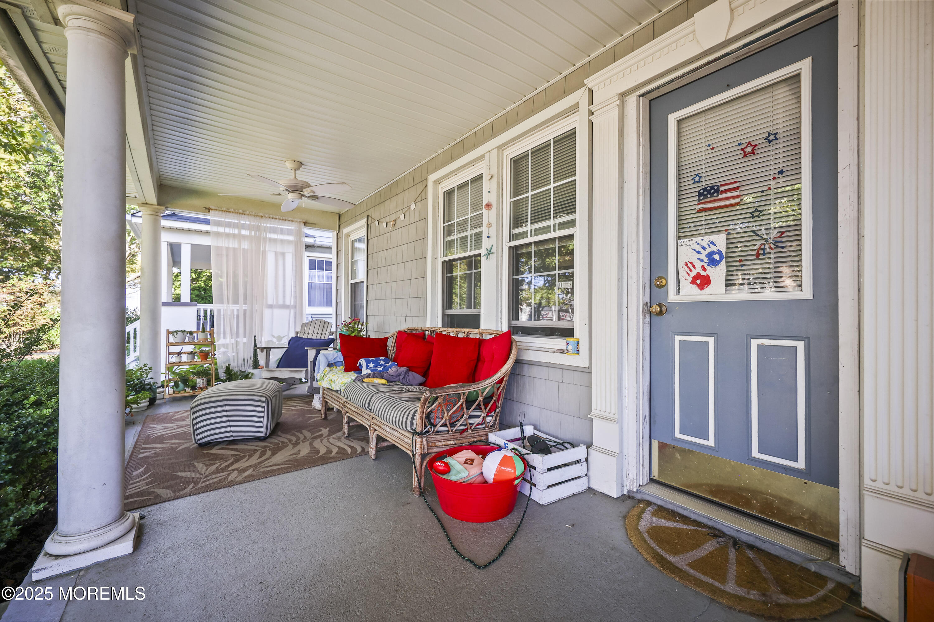 213 Lareine Avenue