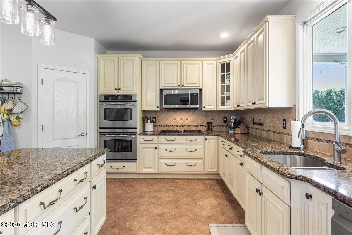 Millstone, New Jersey, 08510, United States, 5 Bedrooms Bedrooms, ,5 BathroomsBathrooms,Residential,Active,2041750