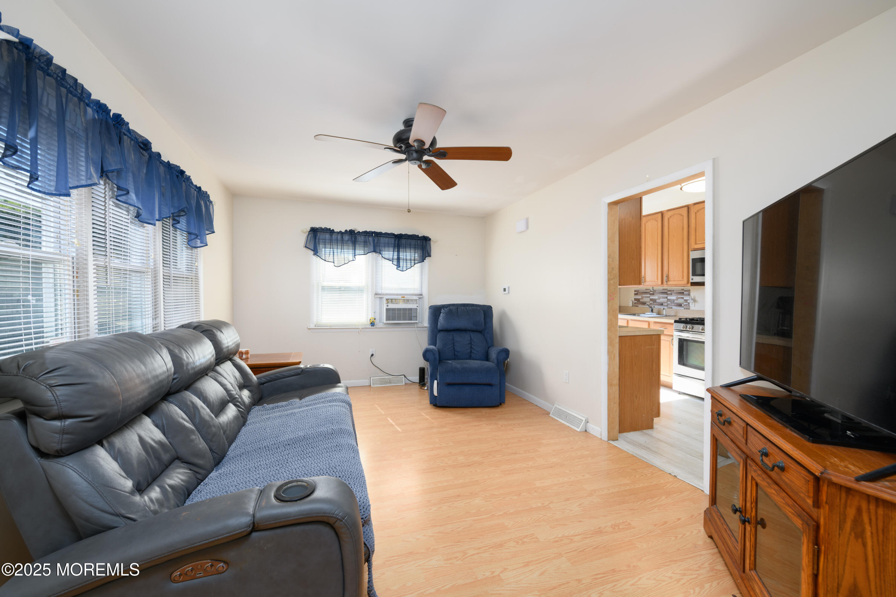 729 Cliffwood Avenue, Keyport, New Jersey image 8