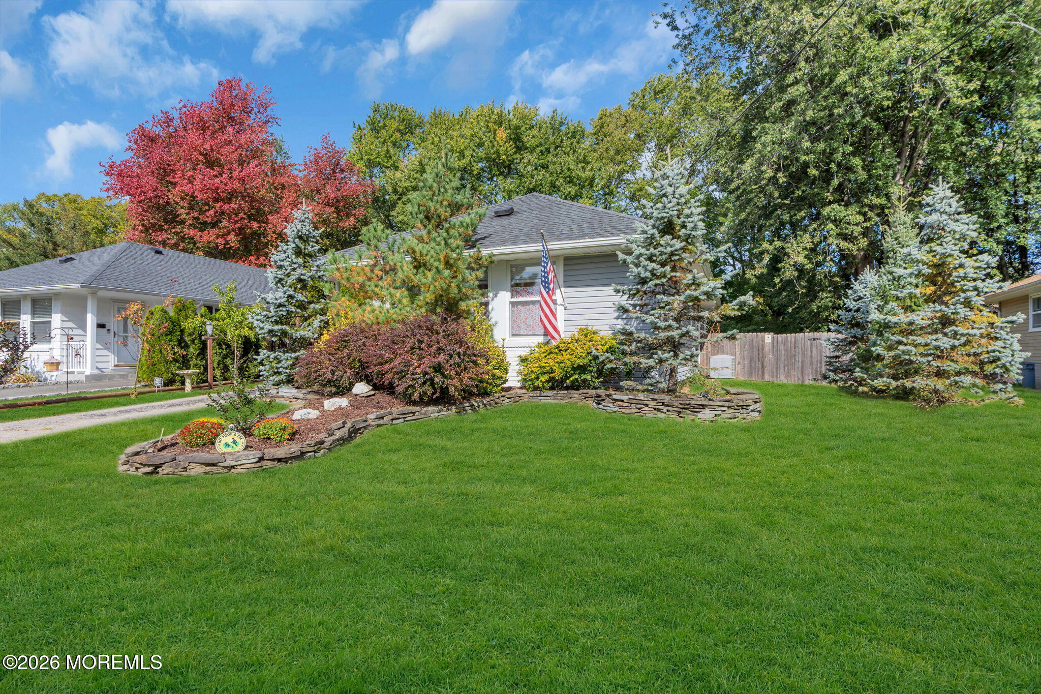 87 Niagara Drive