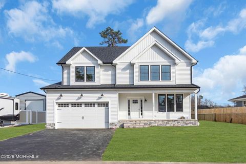 Homes For Sale - 1145 Mermaid Avenue<br/> Ocean County, Beachwood, NJ 08722