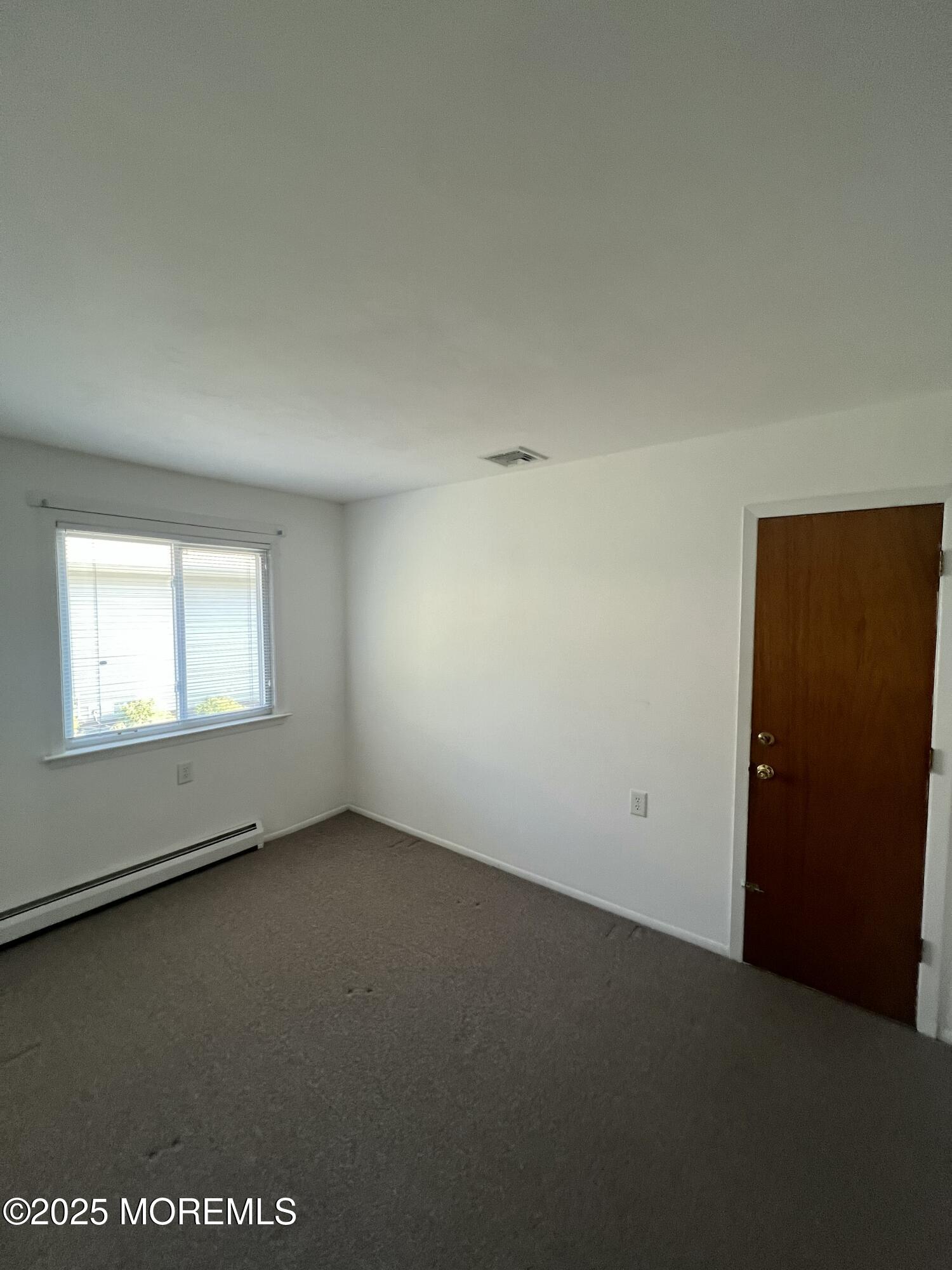 186 Charlotteville Drive, Toms River, New Jersey image 14