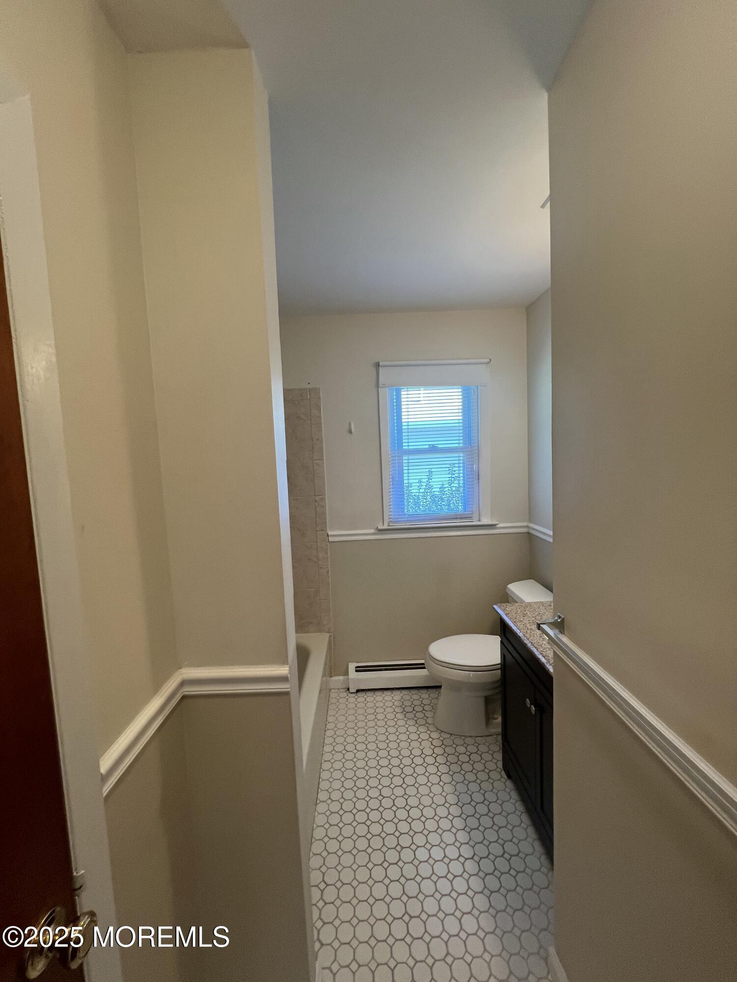 186 Charlotteville Drive, Toms River, New Jersey image 10