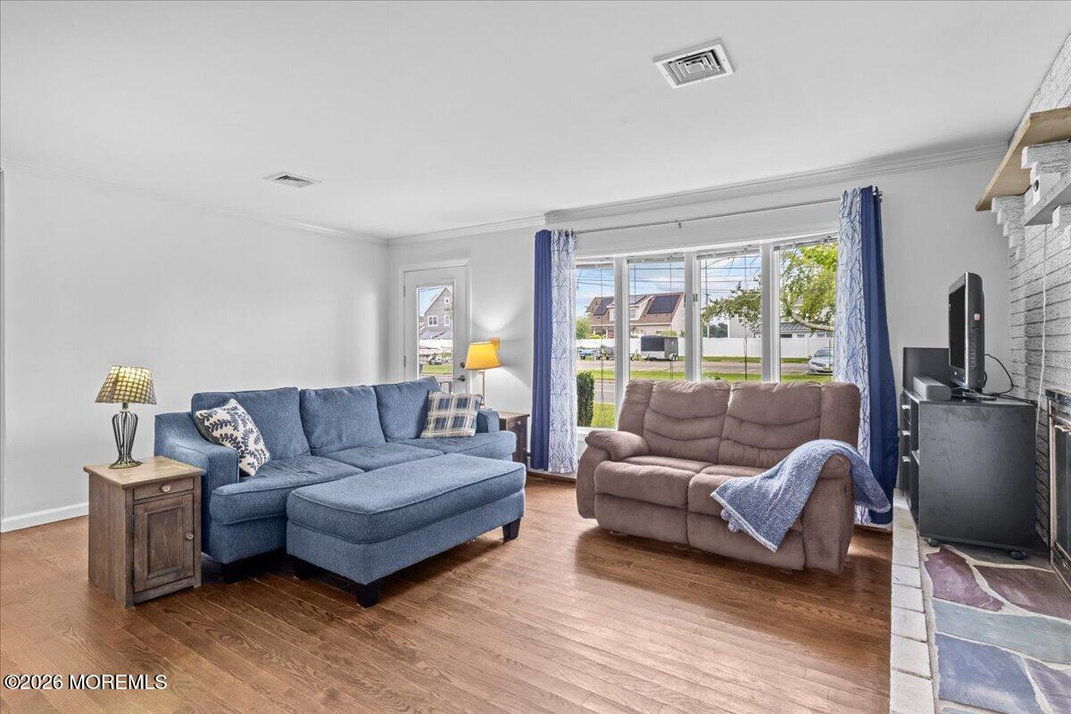 126 Compass Avenue