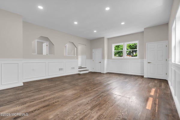 750 LORRAINE DR, KEYPORT, NJ 07735 - Image d2b68ccc1c87e8098a5b2c855d38a06c/3207662304