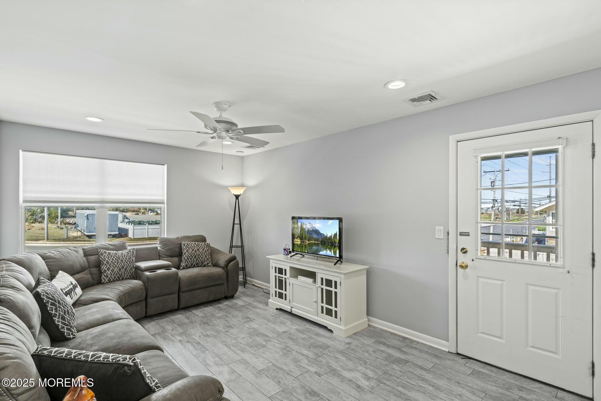404 Bay Boulevard #6, Seaside Heights, New Jersey image 6