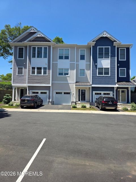 Townhouse For Rent - 156 W Front Street #9<br/> Keyport, NJ 07735