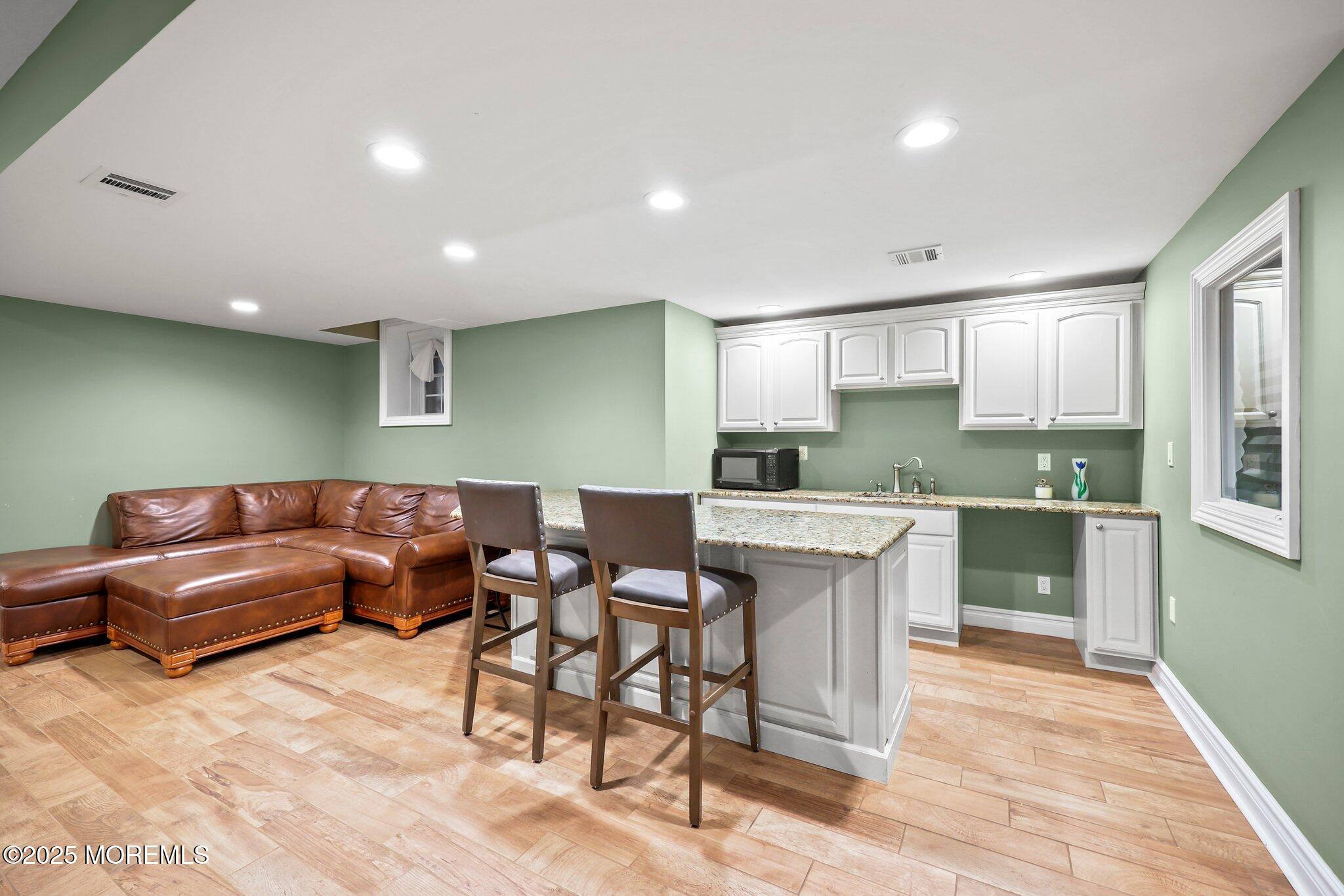 12 Ellery Place, Marlboro, New Jersey image 45