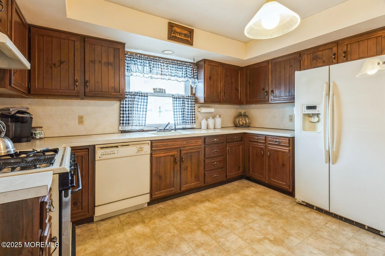 305 Springfield Avenue, Pine Beach, New Jersey image 9