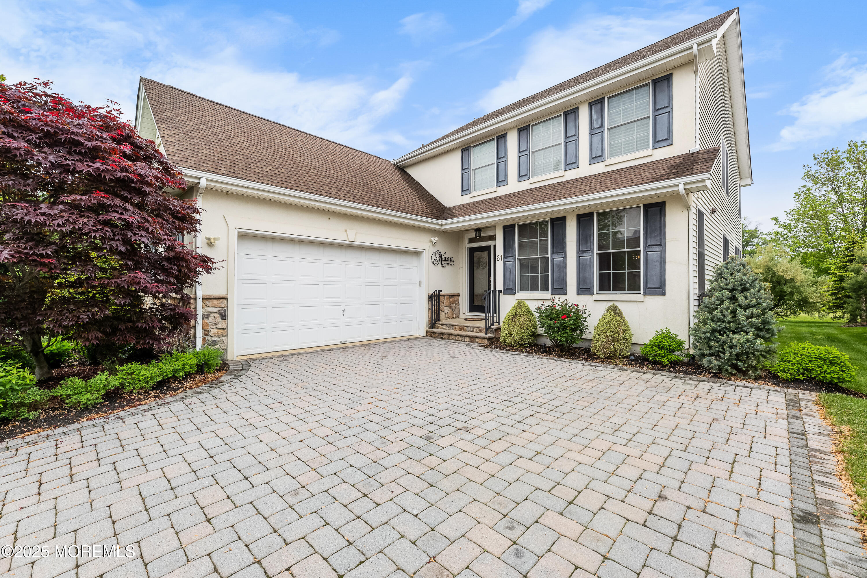 61 E Parsonage Way