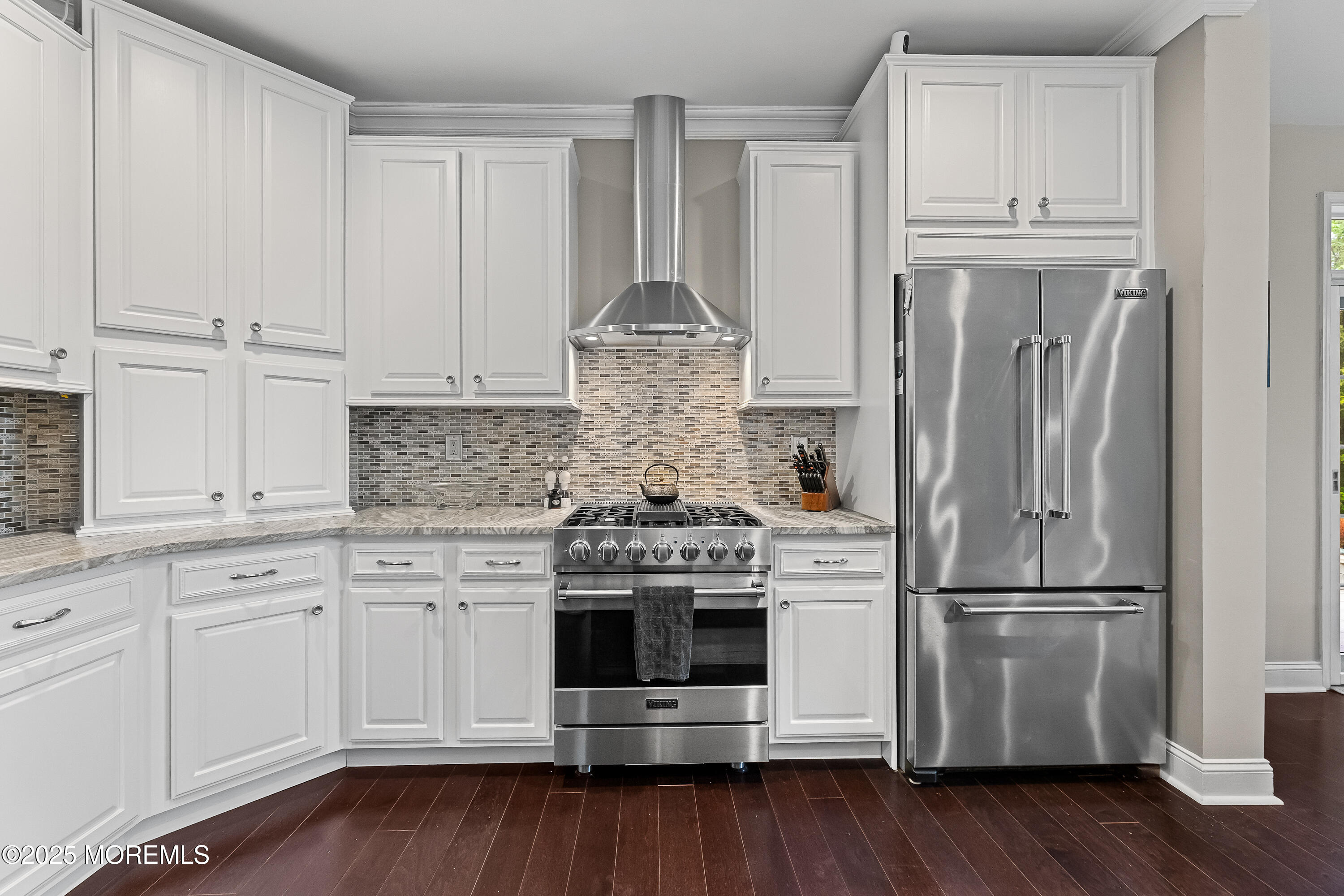 61 E Parsonage Way, Manalapan, New Jersey image 14
