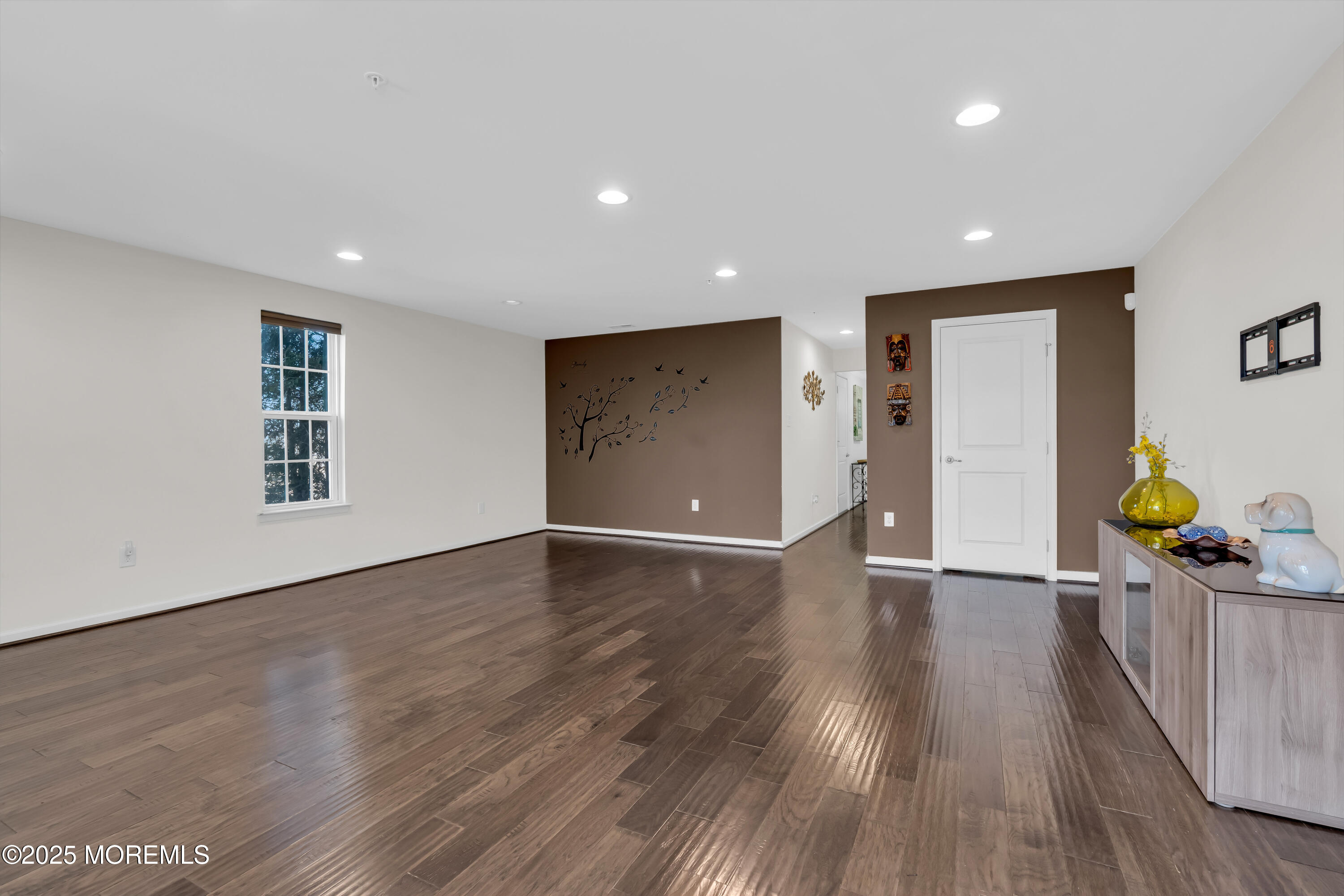 70 Phillip E Frank Way #70, Aberdeen, New Jersey image 8