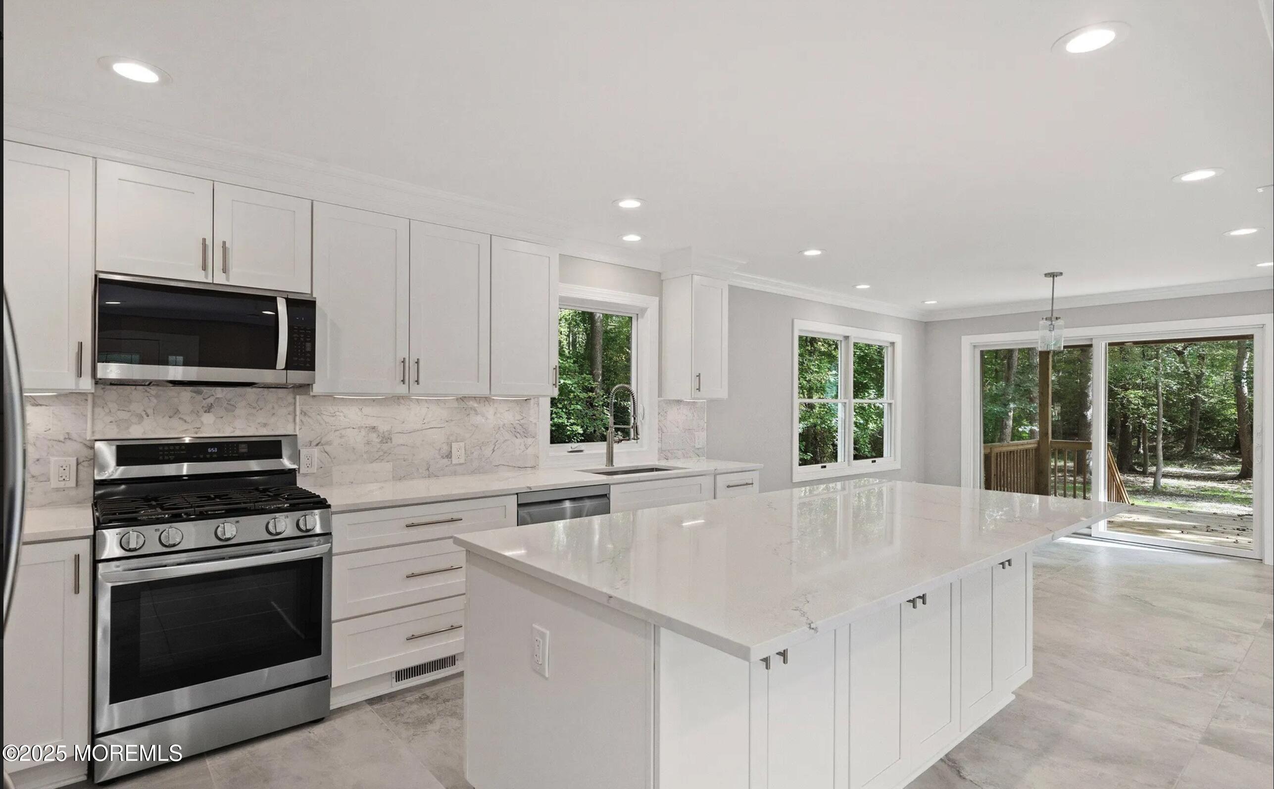 33 Cedar Street, Manahawkin, New Jersey image 18