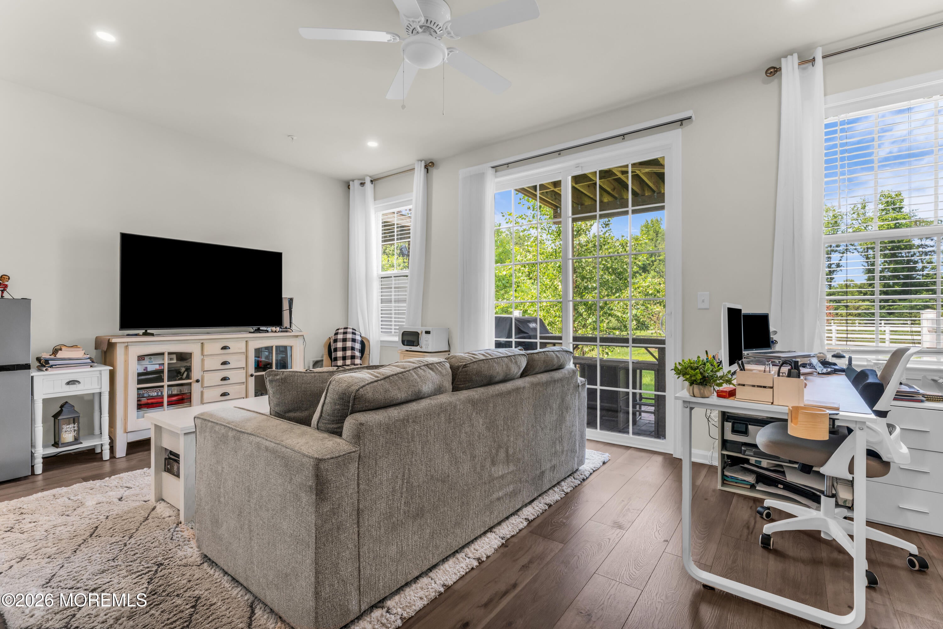 403 Arose Lane - Photo 4