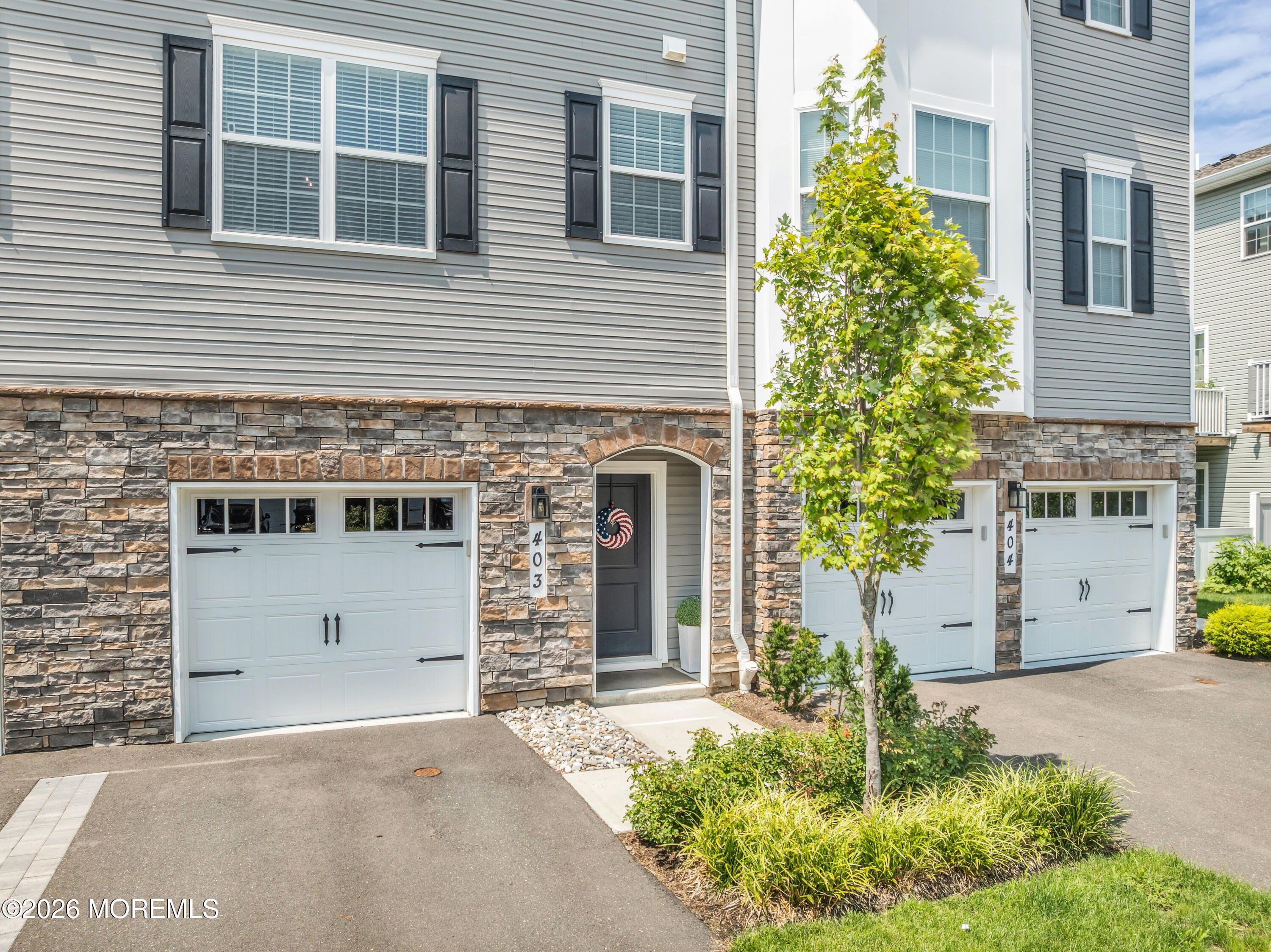 403 Arose Lane - Photo 2