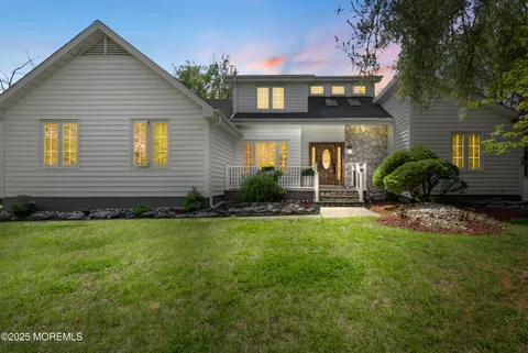 22 Cloverleaf Drive, Marlboro, NJ 07746 - MLS#: 22514276