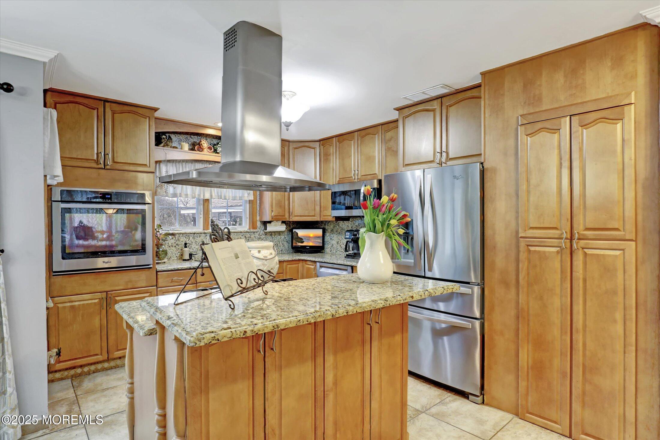 22 Cloverleaf Drive, Marlboro, New Jersey image 12