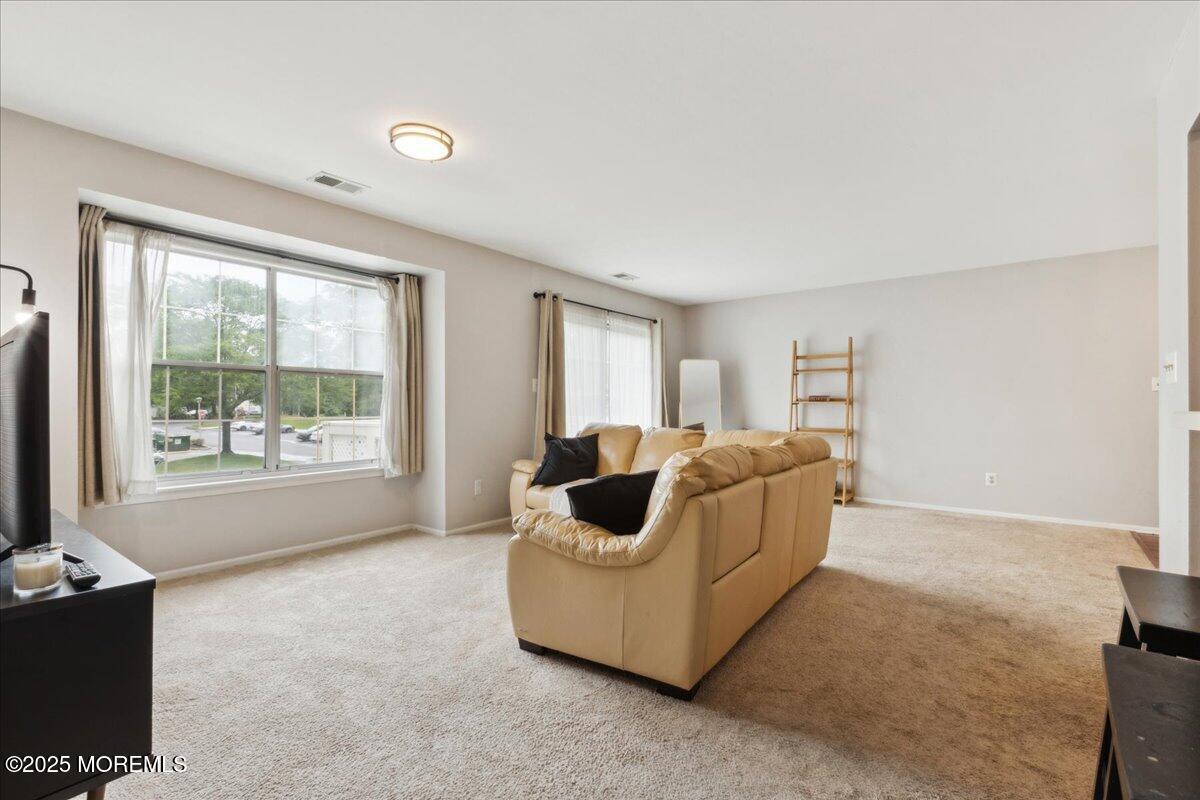 30 Chinkaberry Court, Howell, New Jersey image 6