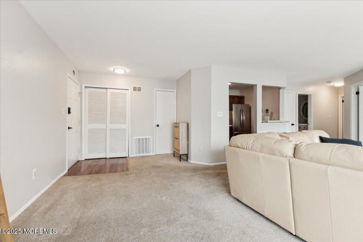 30 Chinkaberry Court, Howell, New Jersey image 4