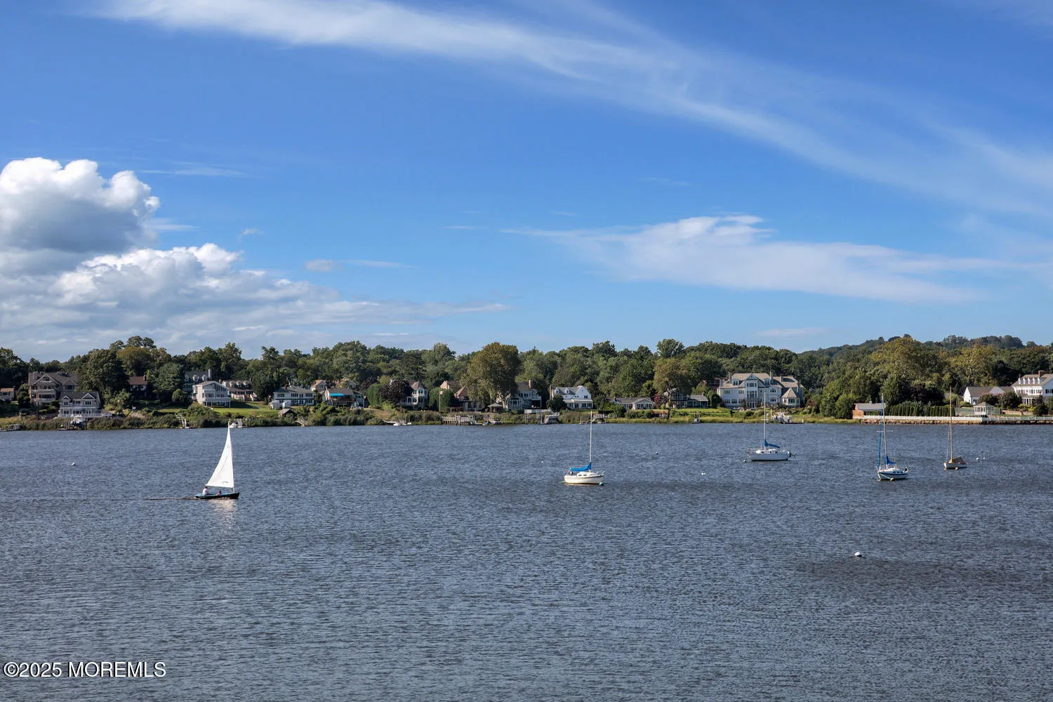 Red Bank, New Jersey 07701, United States, 2 Bedrooms Bedrooms, ,1 BathroomBathrooms,Residential,Pending,131073