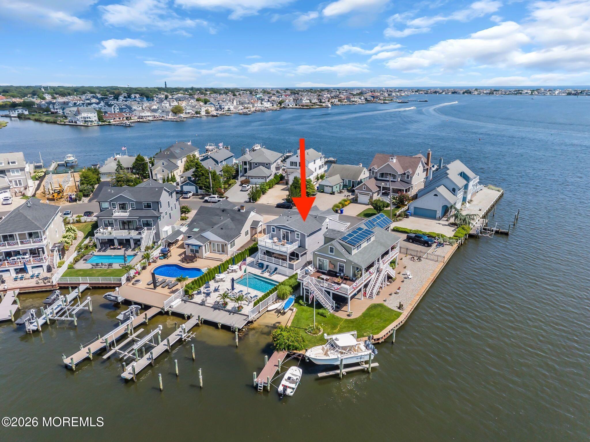 829 North Drive