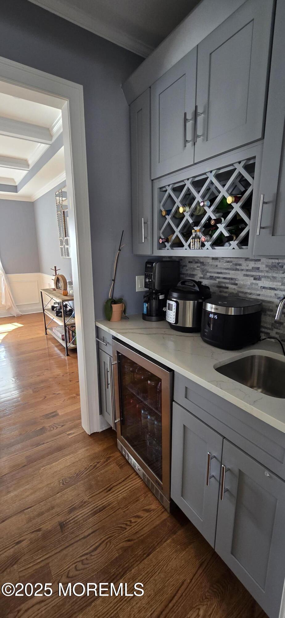 7 Cornell Circle, Clark, New Jersey image 5