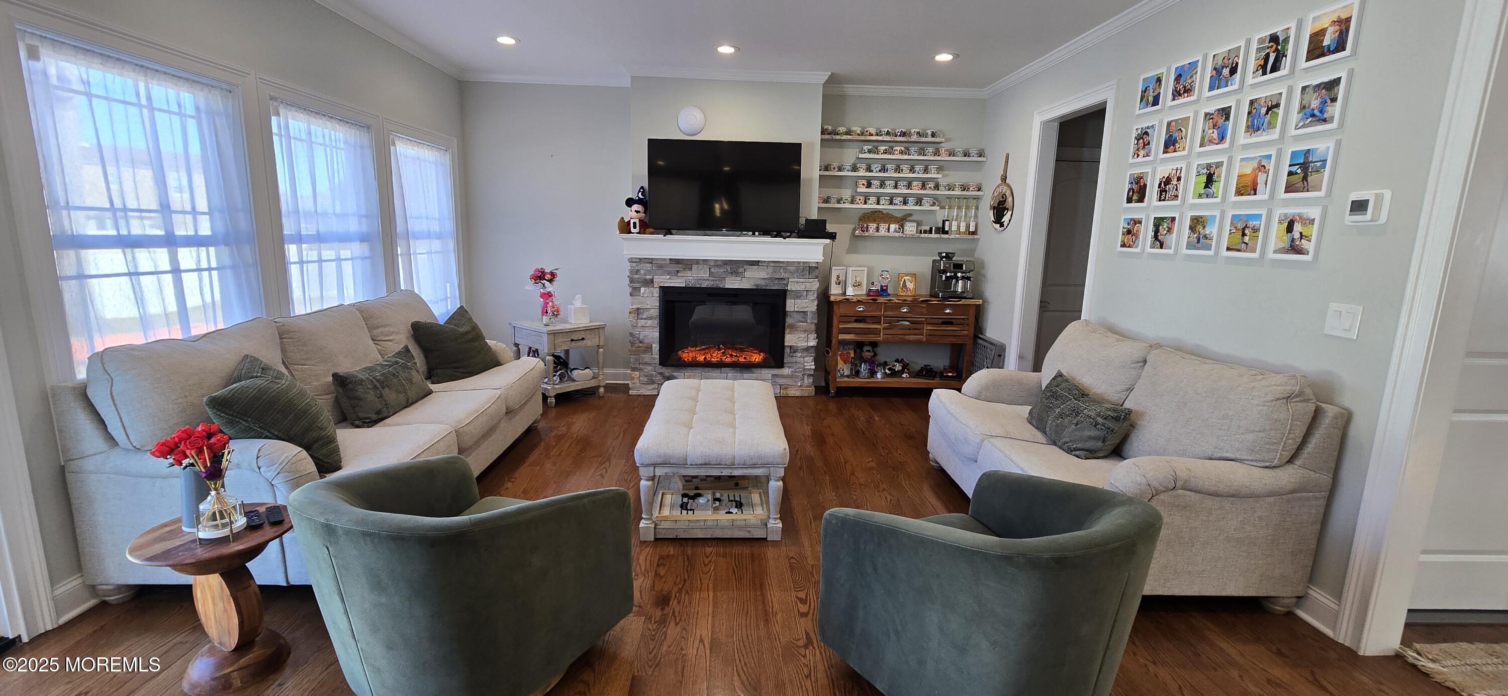 7 Cornell Circle, Clark, New Jersey image 10
