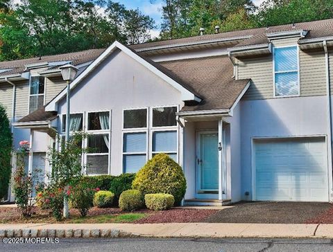 Photo of 19 Parkside Drive, Jamesburg, NJ 08831 (MLS # 22531067)